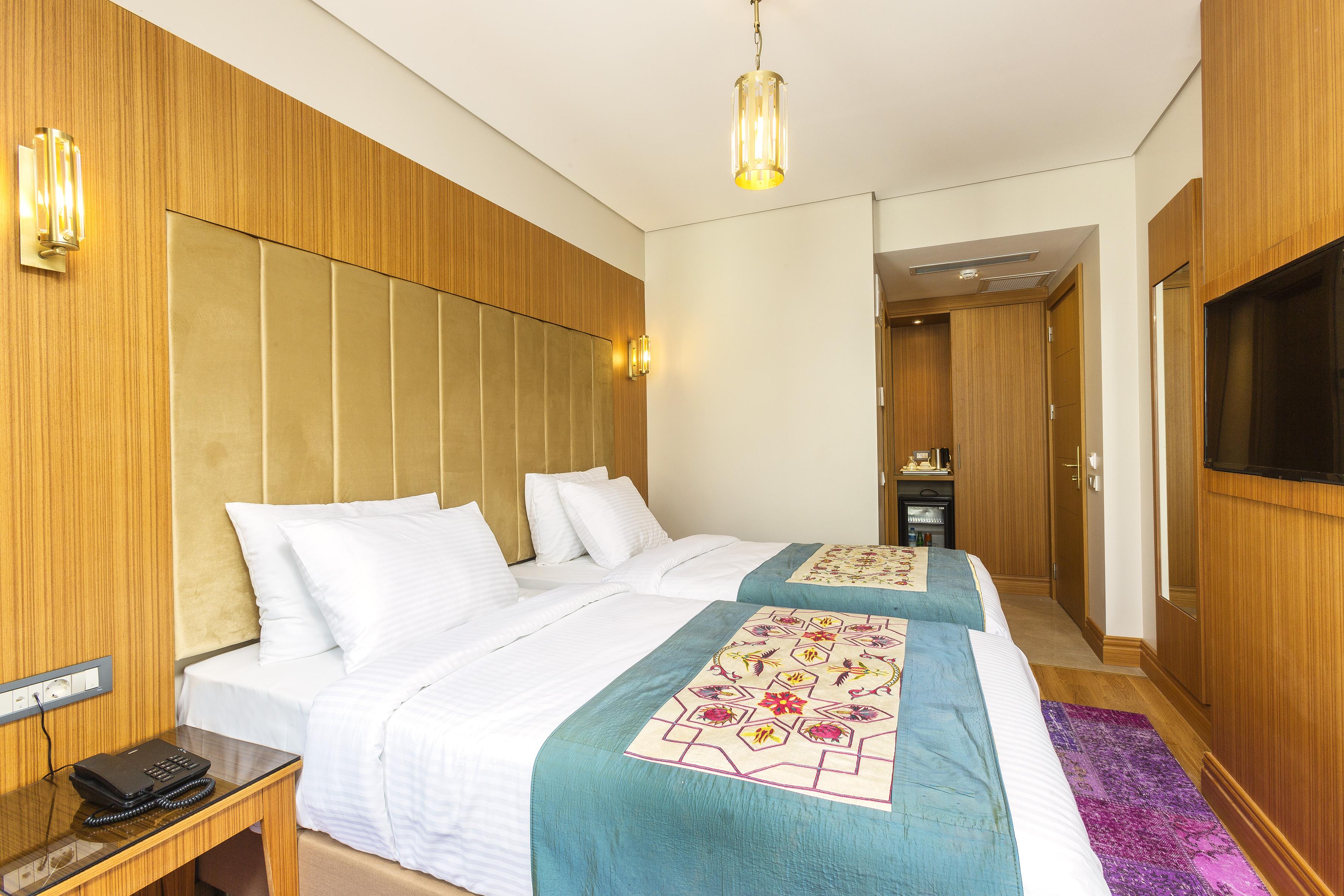 Obelisk Hotel & Suites Istanboel Buitenkant foto